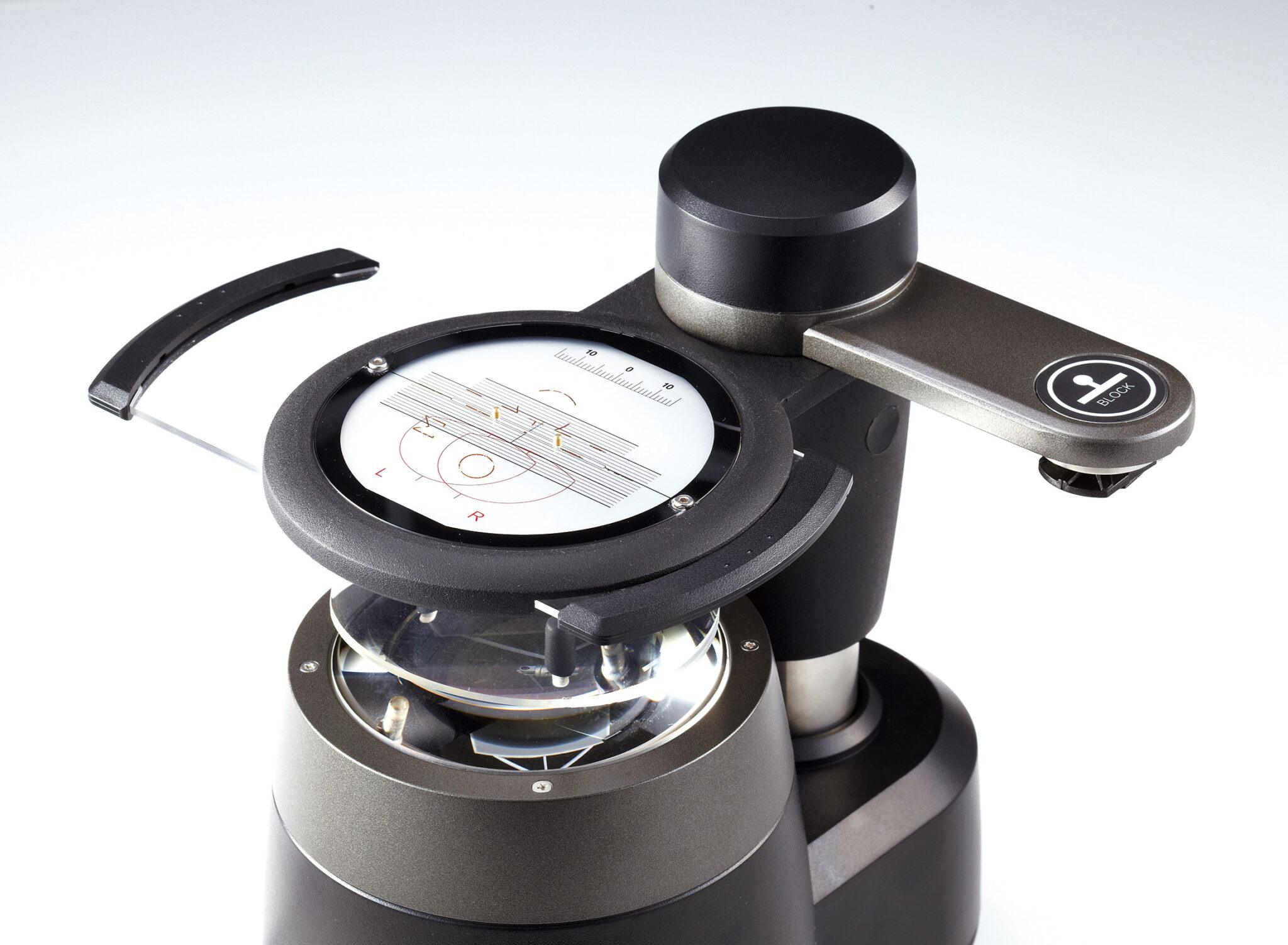 Brightness-adjustable LED lamp